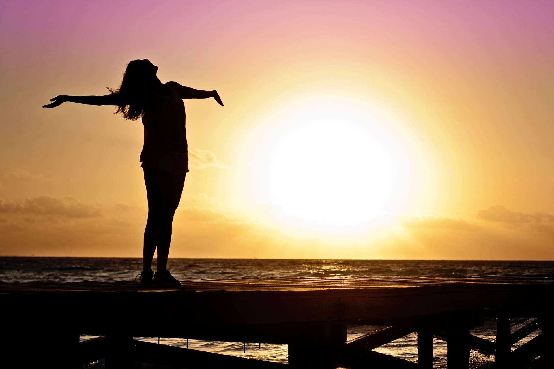 dawn-sunset-beach-woman-39853
